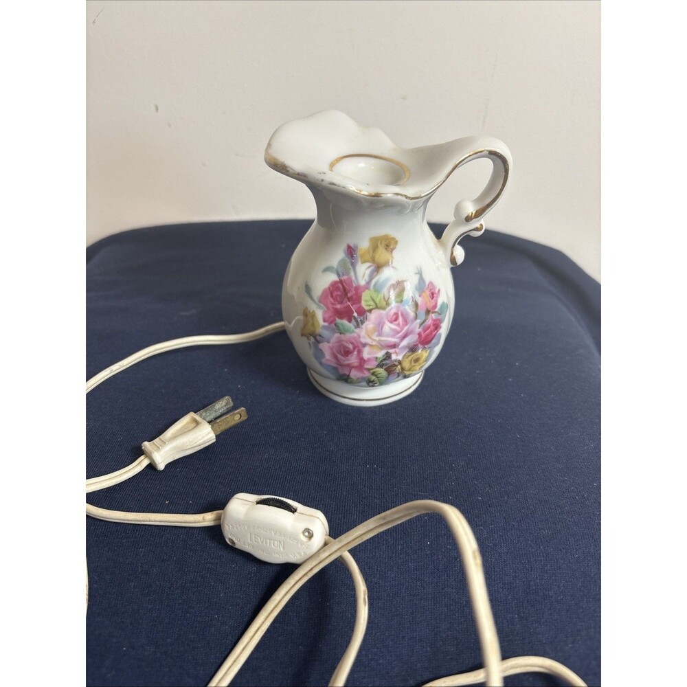 Vintage Porcelain Pitcher Dual-purpose Accent Lamp/Electric Oil Warmer